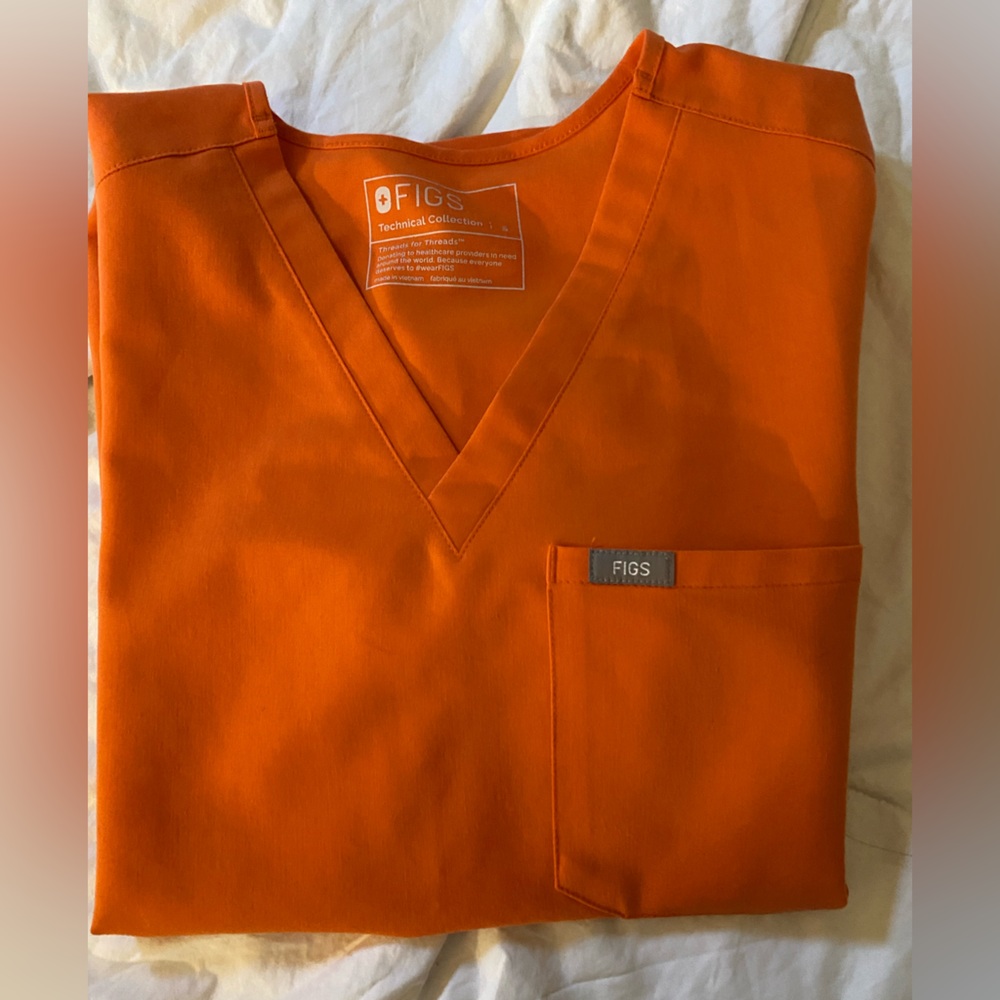 Small sunset orange Catarina figs top